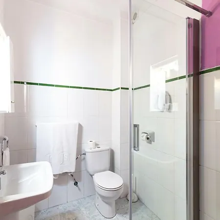 Residencia San Francisco 3* Пуэрто-Колом